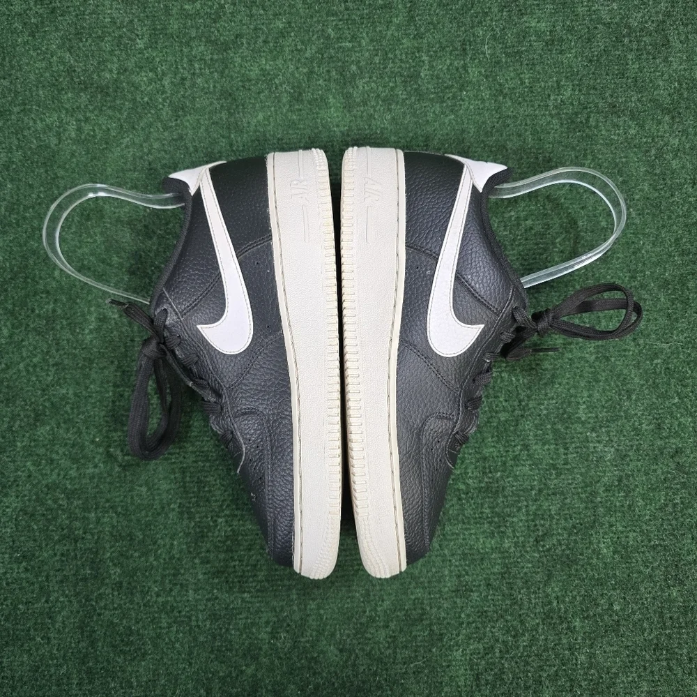 Nike | Air Force 1 '07 Low-Top Sneakers | Youth 7